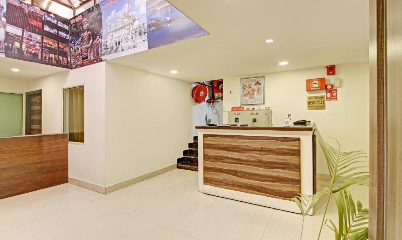 Itsy Hotels O3 Chandigarh Exterior photo